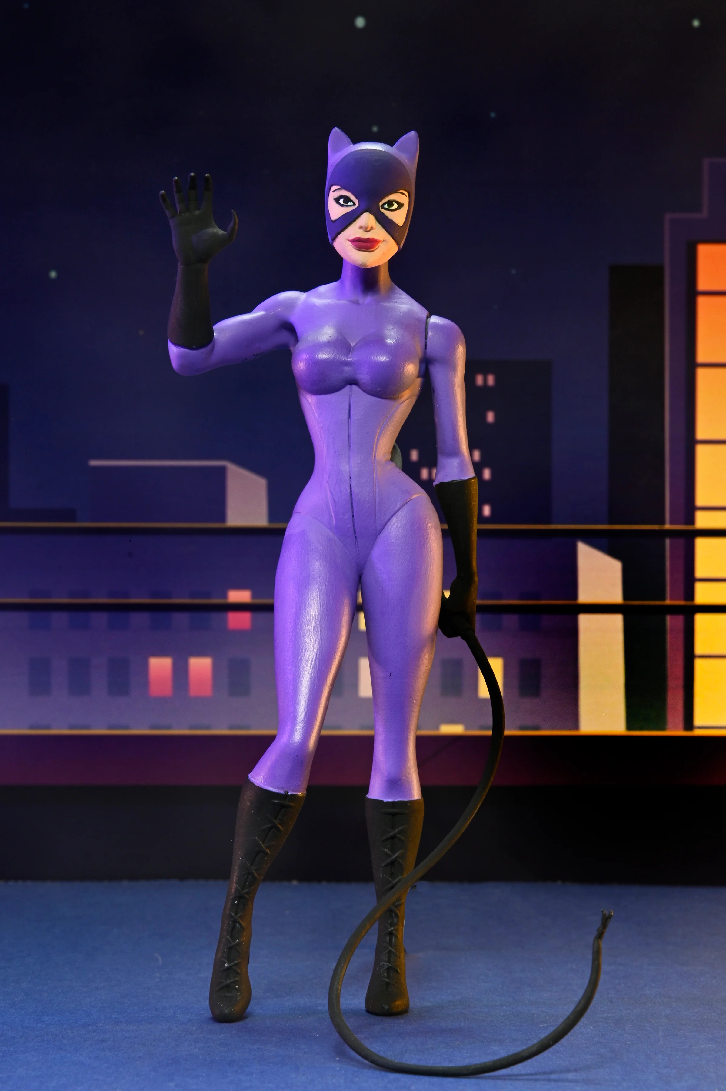 DC Comics (Classic Comics) - Toony Classics Catwoman 6" Scale Action Figure (Purple Suit)