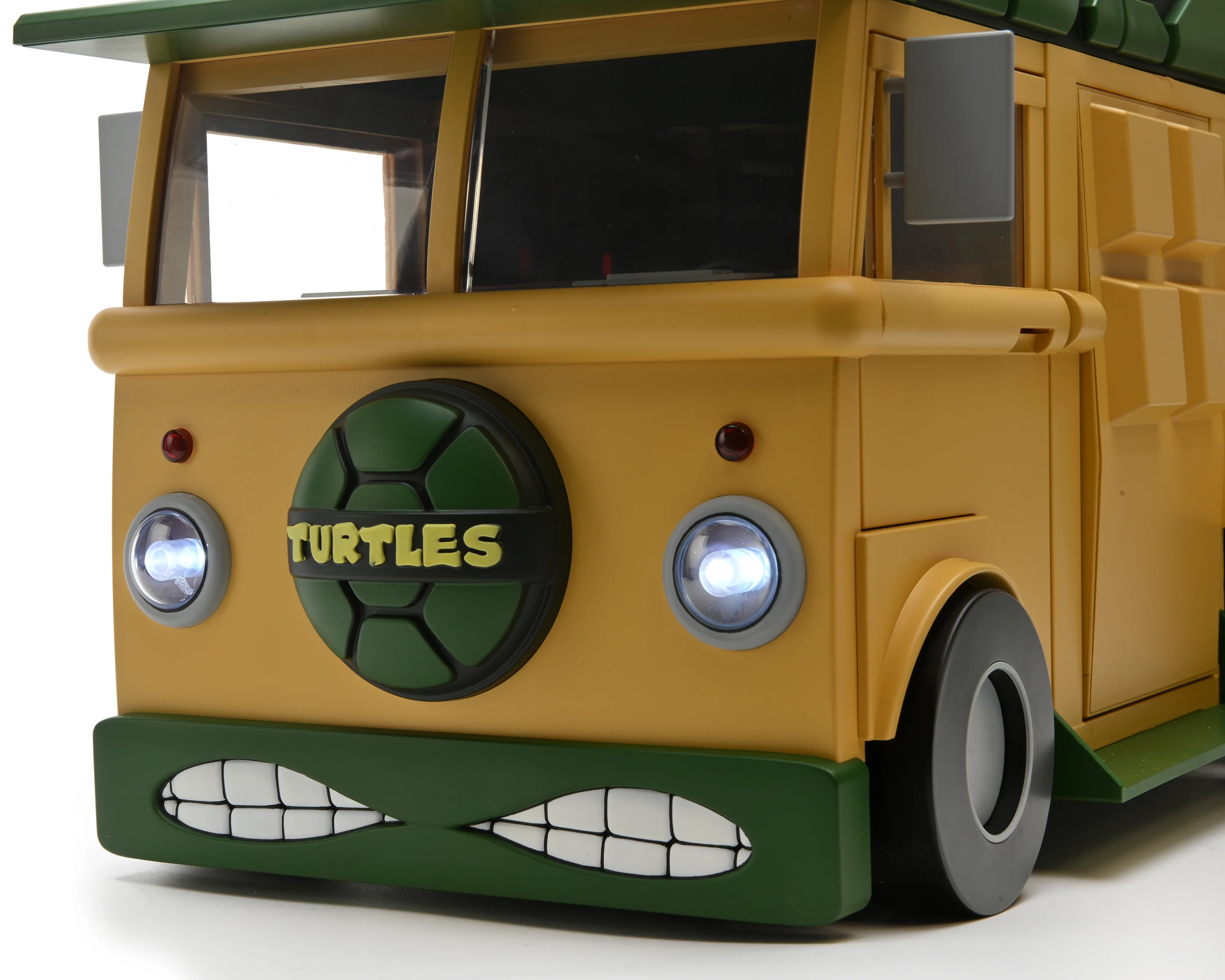 Teenage Mutant Ninja Turtles (1987 Cartoon) - The Turtle Van - Image 19