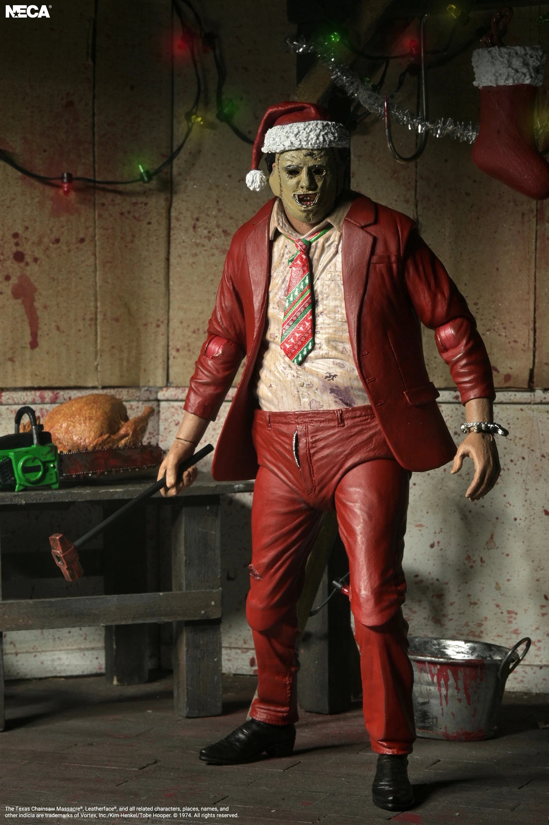 Texas Chainsaw Massacre - Ultimate Santa Leatherface 7" Scale Action Figure (PRE-ORDER) - Image 5