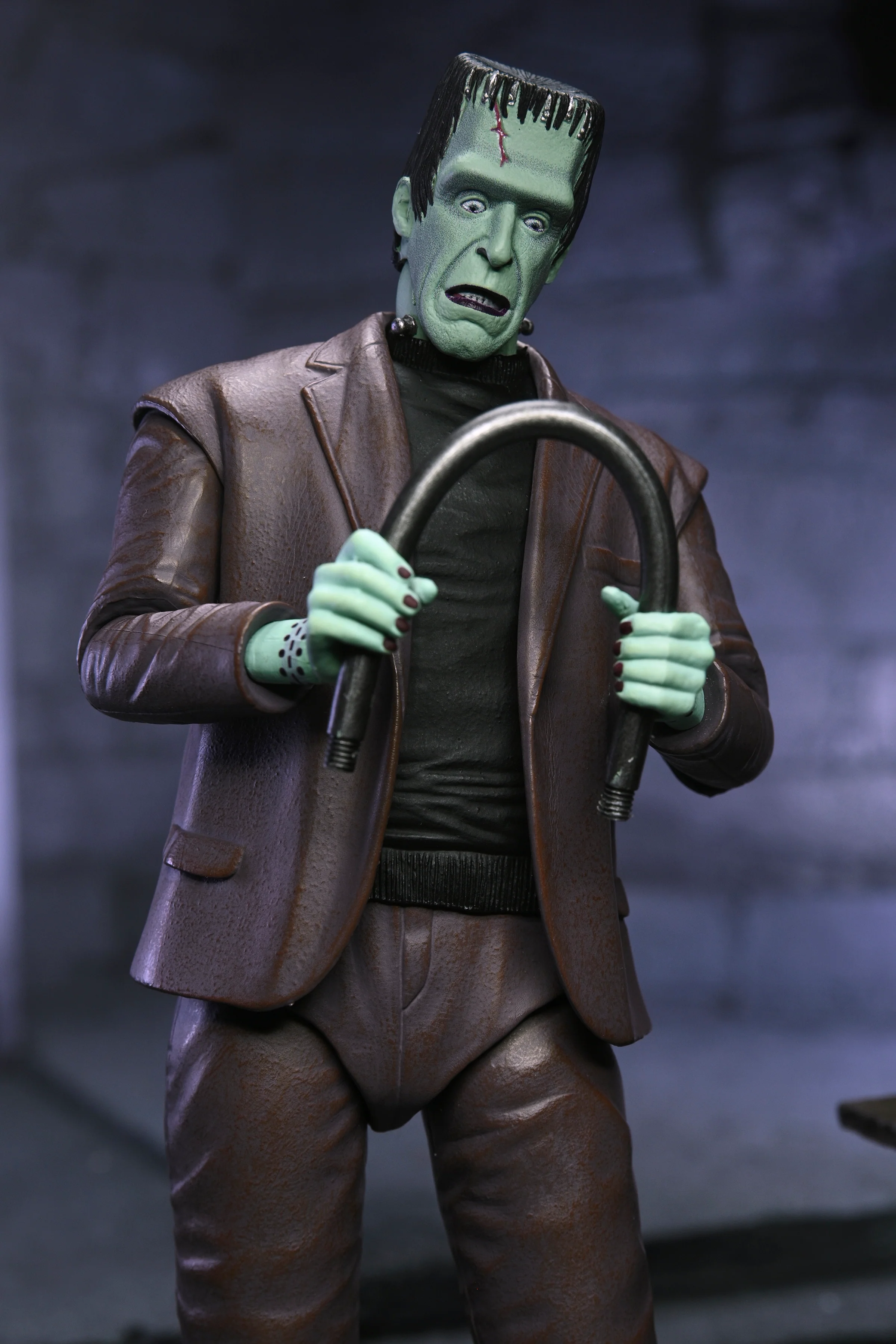 The Munsters (TV Series) - Ultimate Grandpa and Herman Munster 7” Scale Action Figure Bundle - Image 15