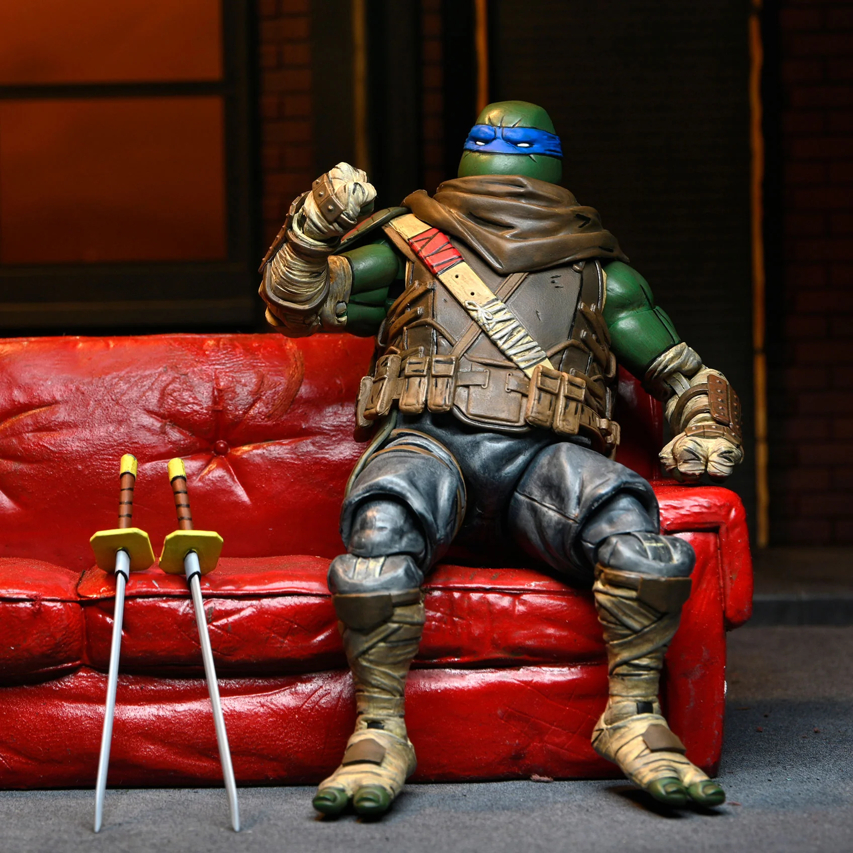 Teenage Mutant Ninja Turtles (The Last Ronin) - 7" Scale Action Figure - Ultimate Leonardo - Image 4