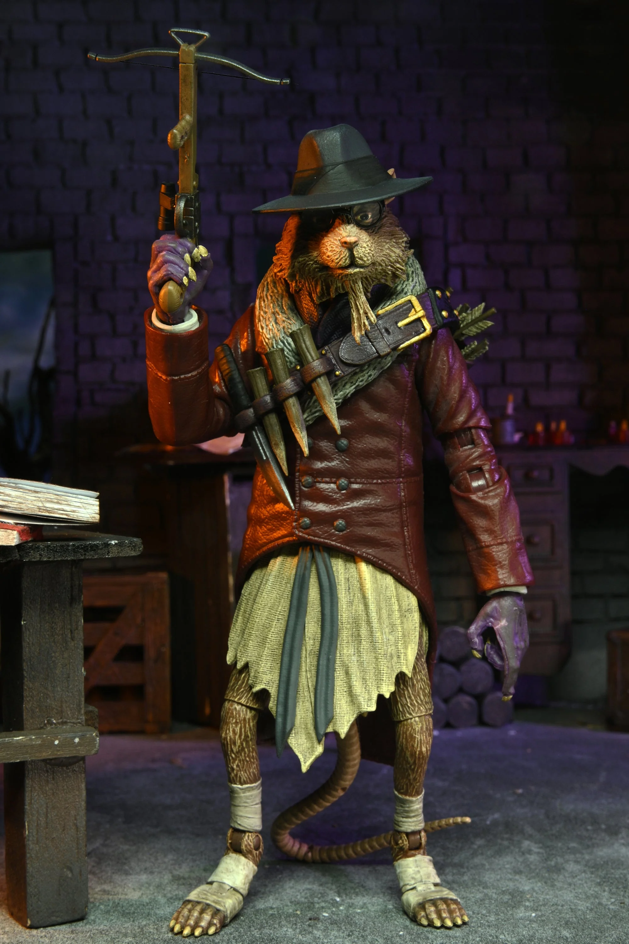 Universal Monsters x Teenage Mutant Ninja Turtles - 7ā Scale Action Figure - Splinter as Van Helsing - Image 8